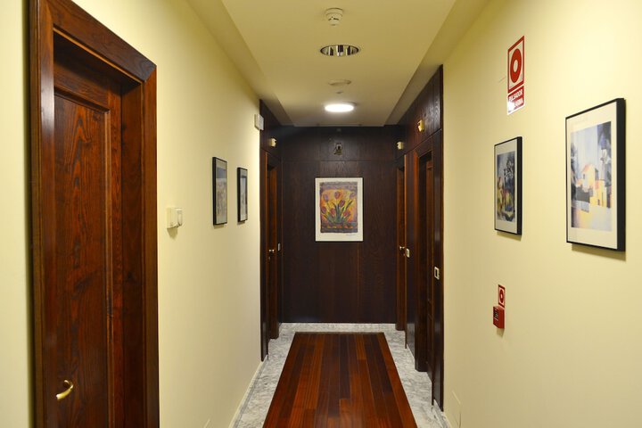 Ballroom/Hall 66 of 85