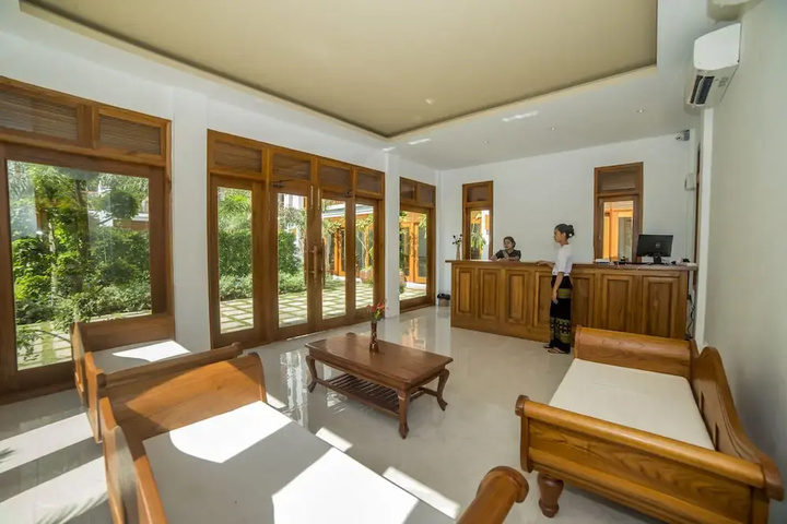 Terrace/Patio 7 of 13