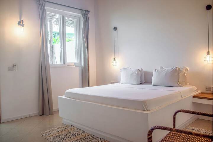 Room 16 of 26