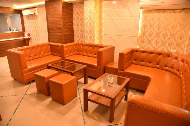 Hotel Interior 4 of 41