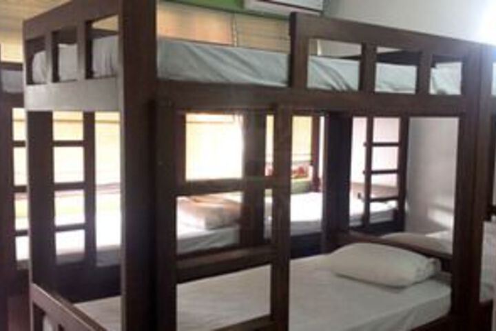 Room 16 of 33