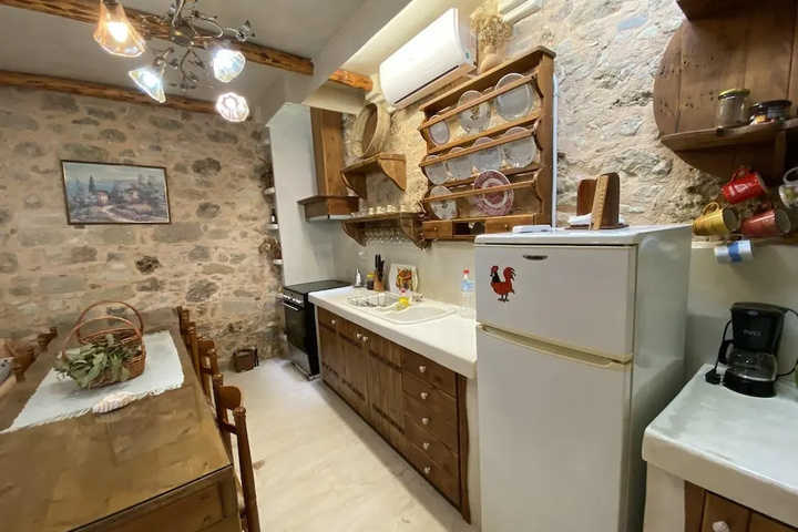 Stone House 3-bedroom 8 Persons