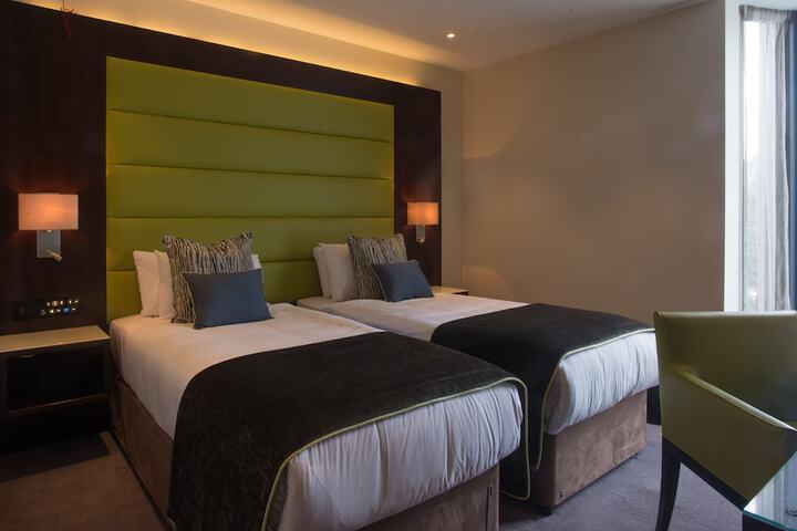 Room 38 of 95