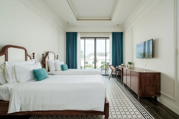 Room 14 of 125
