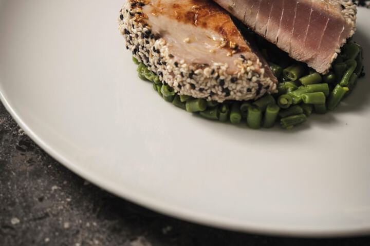 Dining 60 of 79