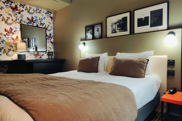 Room 48 of 74