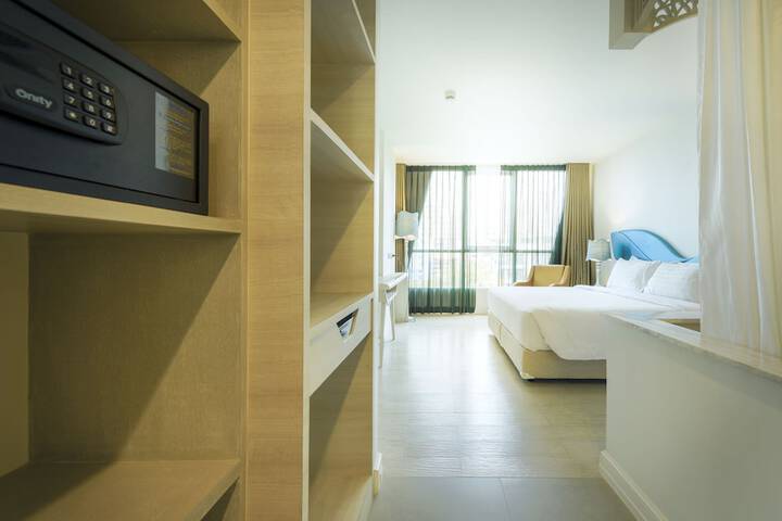 Room 20 of 81