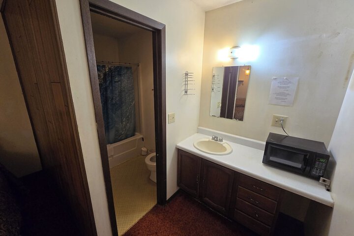 Room 49 of 66