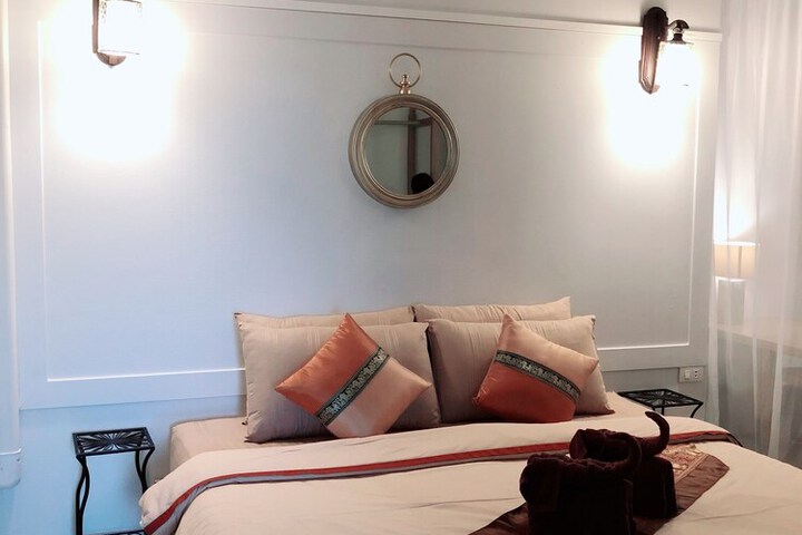 Room 40 of 66