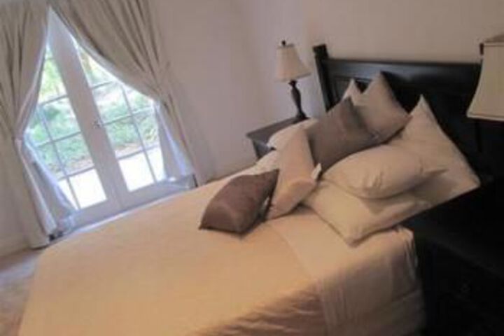 Room 7 of 19