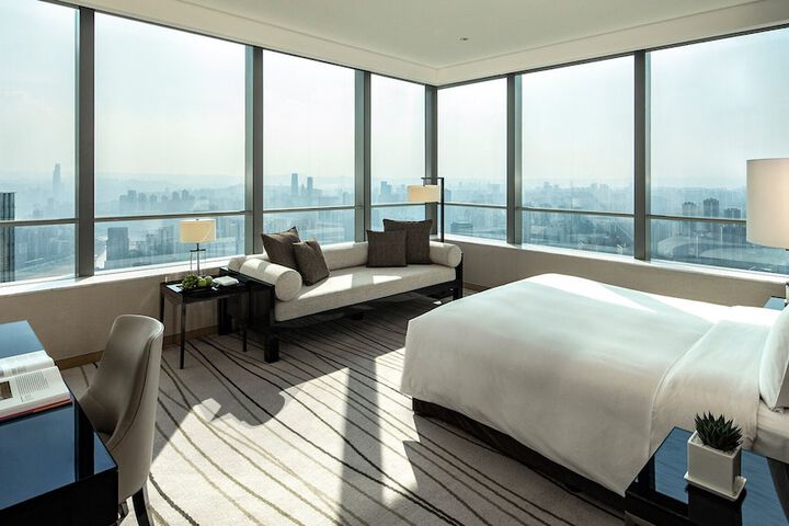 Niccolo Chongqing