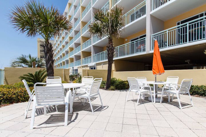 Terrace/Patio 20 of 88