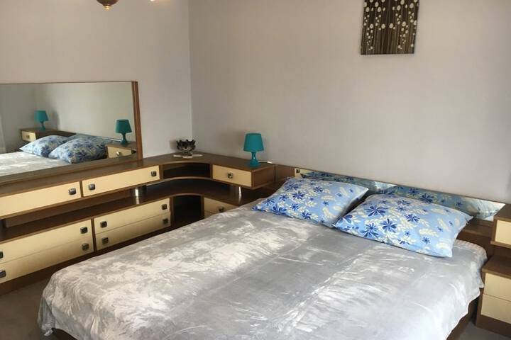 Room 3 of 19