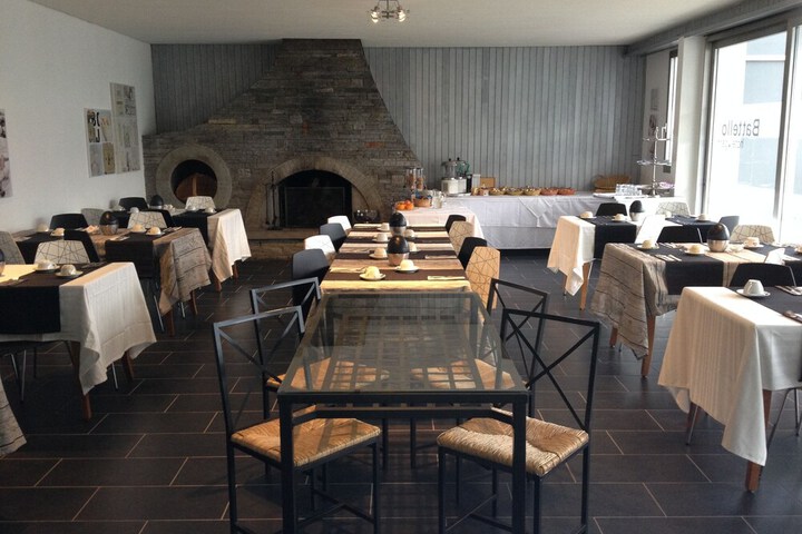 Dining 71 of 116