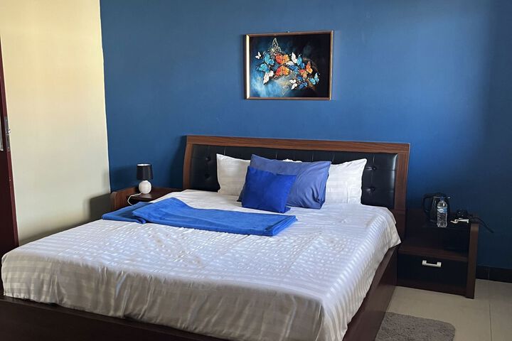 Room 21 of 25