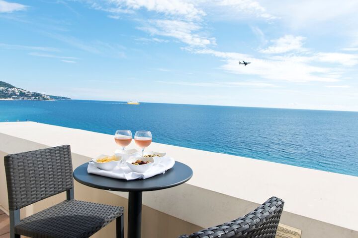 Terrace/Patio 52 of 102