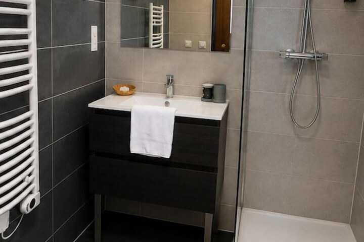 Bathroom Interior Photo