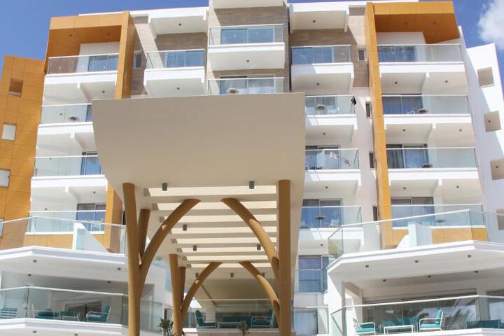 Captain Pier Hotel