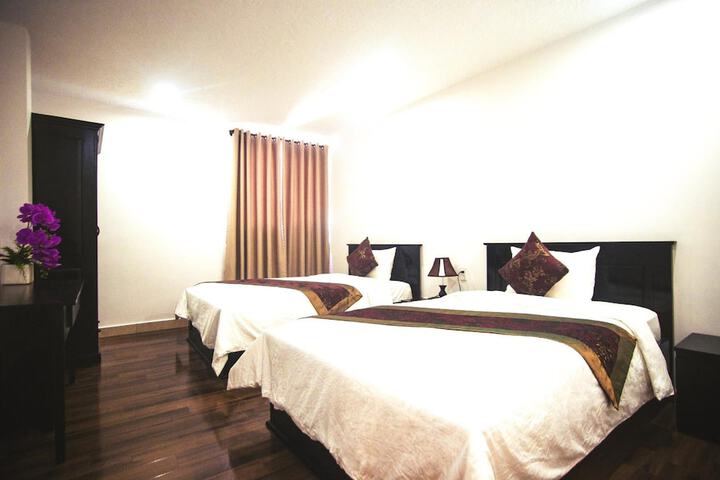 Room 17 of 31