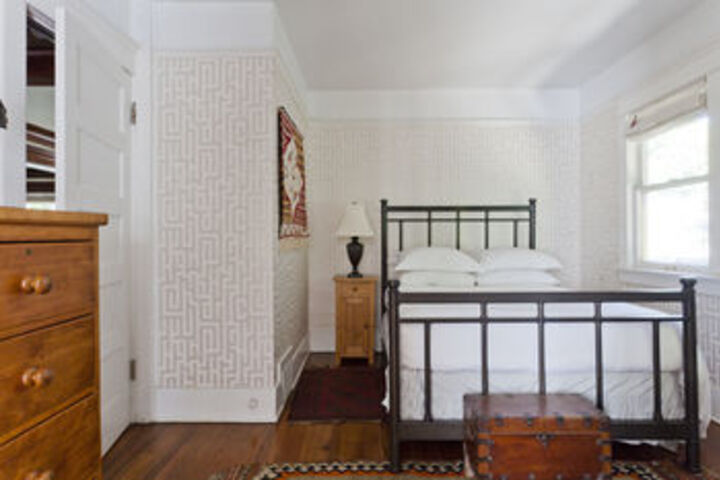 Room 71 of 222