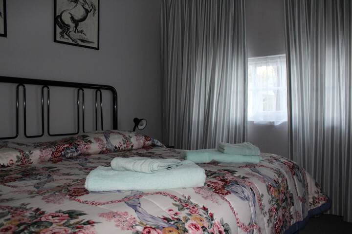 Room 16 of 64