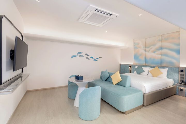 Room 15 of 74