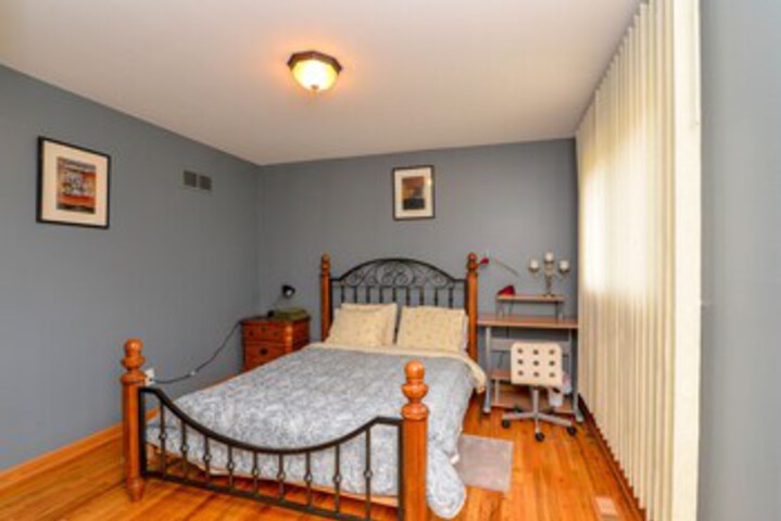 Room 17 of 18