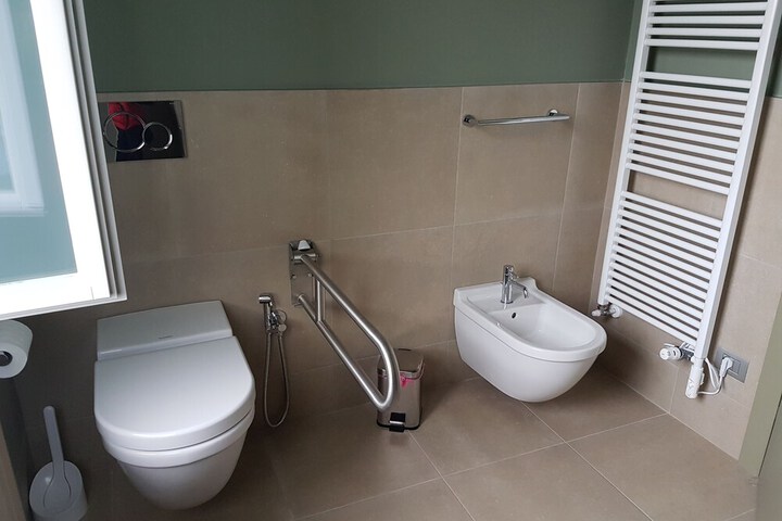 Room 10 of 47