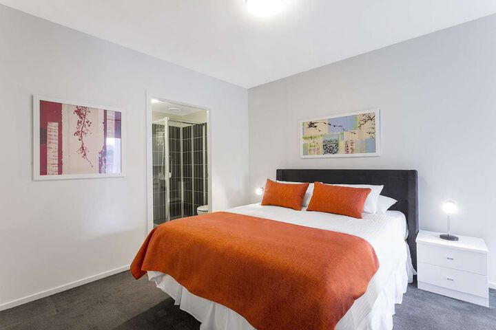 Room 2 of 11
