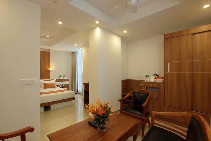 Room 25 of 49