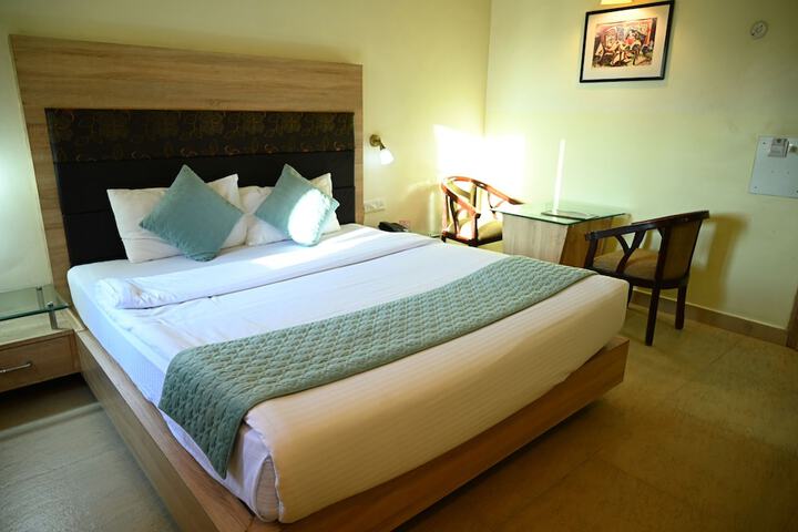 Room 7 of 46
