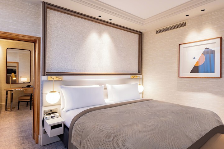 Room 280 of 457