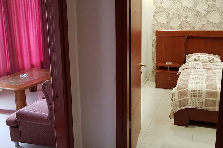 Room 12 of 15
