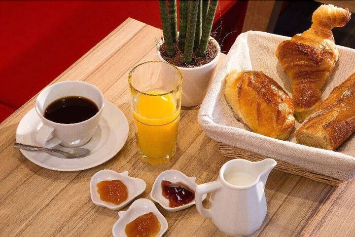 Breakfast meal