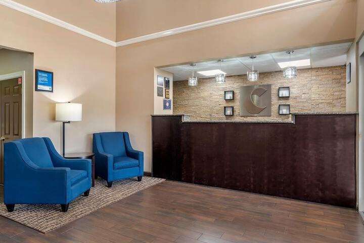 Hotel Lobby