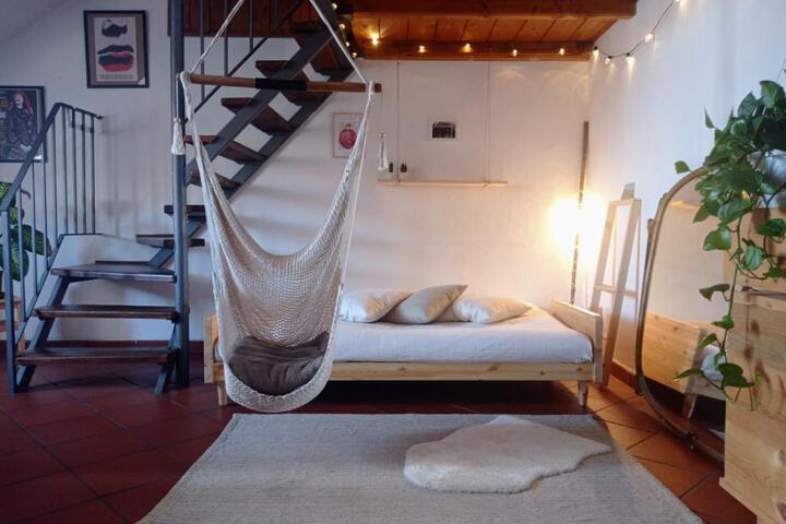 Room 2 of 6