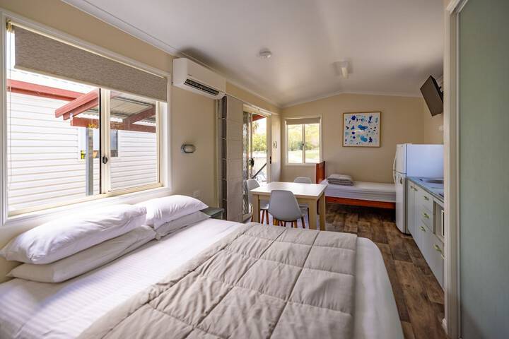 Room 10 of 96
