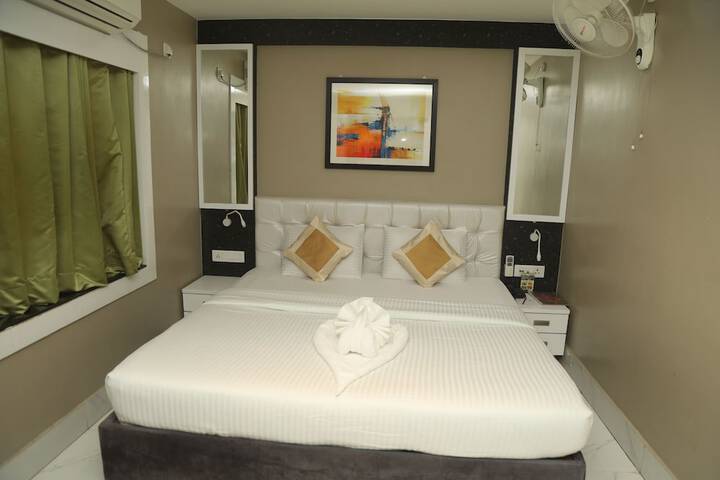Room 14 of 25