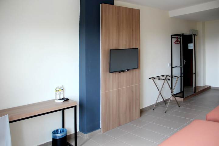Room 7 of 31