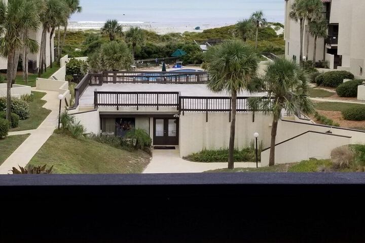 Property Grounds 33 of 36