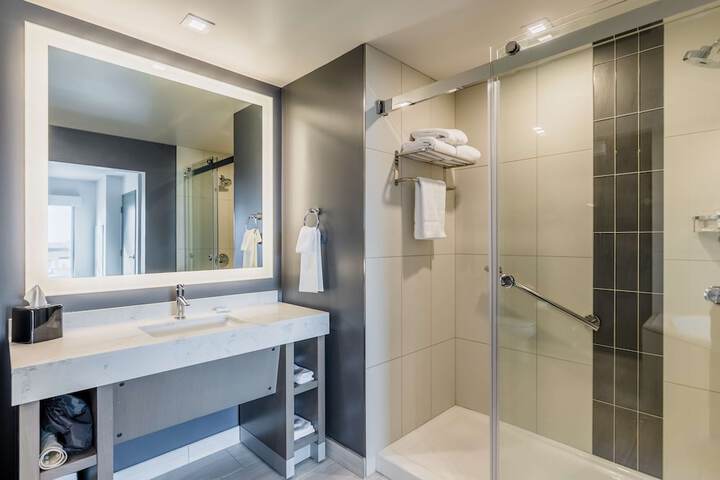 Clean Restrooms