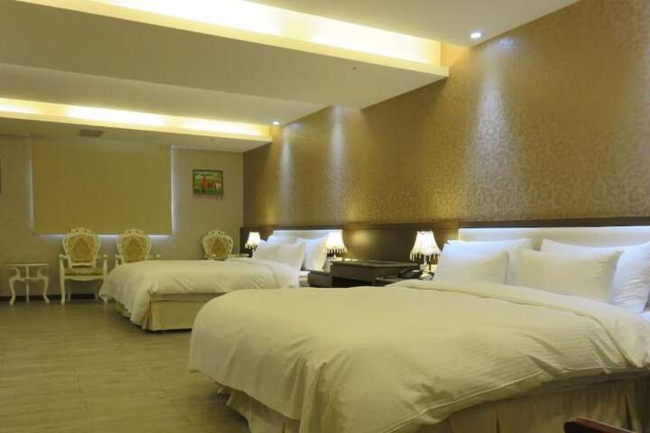 Room 10 of 57