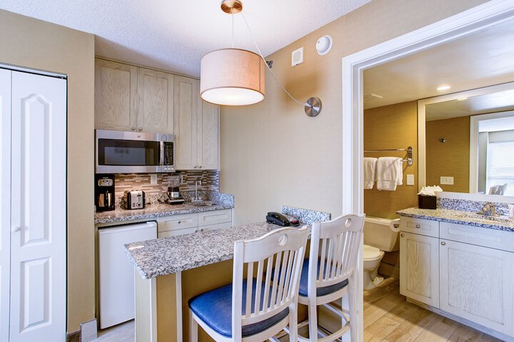 Private kitchenette