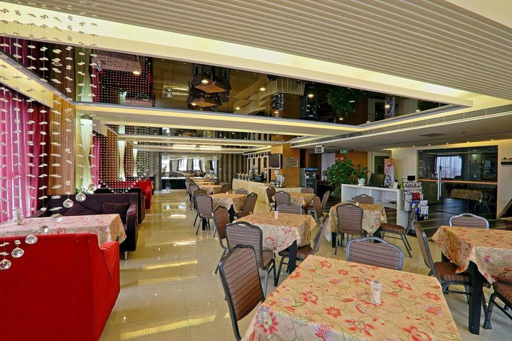 Lifes Business Boutique Hotel