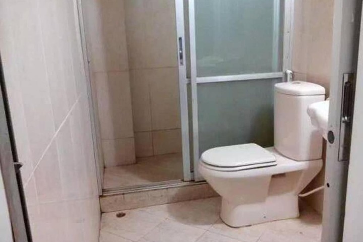 Room 15 of 26