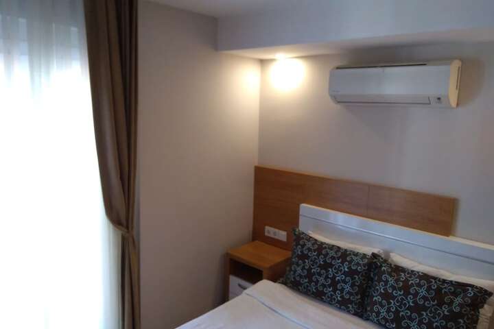 Room 12 of 123