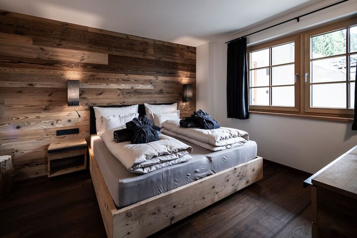 Room 15 of 63