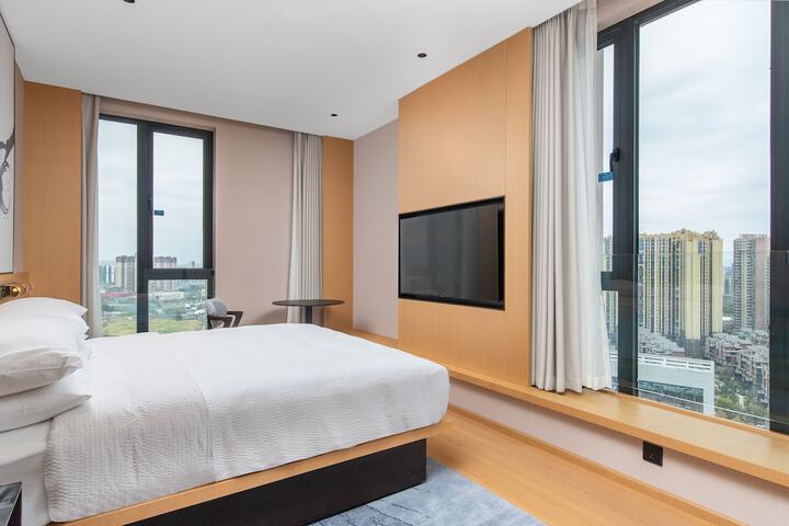 Room 14 of 58