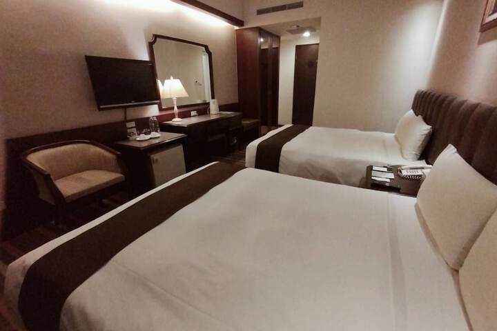 Room 34 of 88