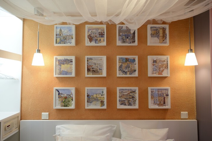 Room 193 of 648